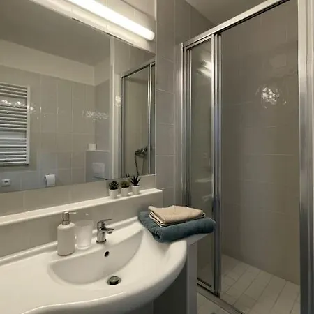 Modern Apartment Prag